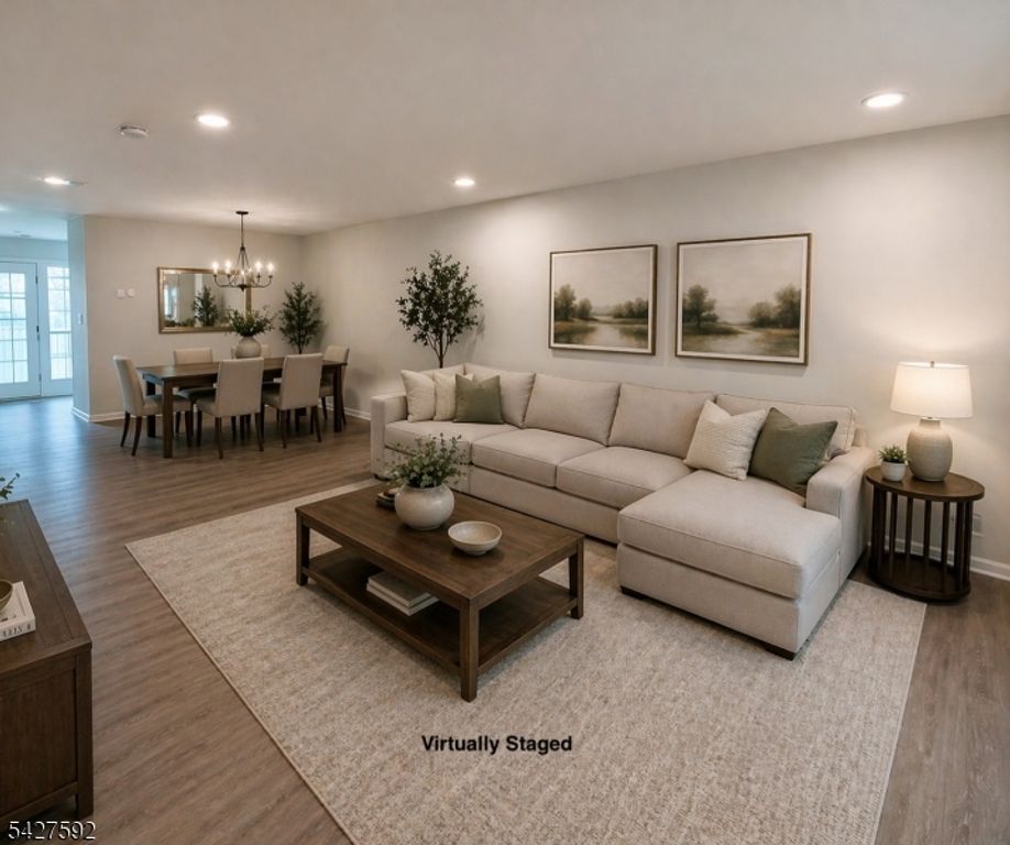 111 Columbus Dr, Franklin Twp., NJ 08823 — photo 4
