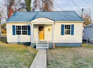 3745 Catalpa Ave, Knoxville, TN 37914