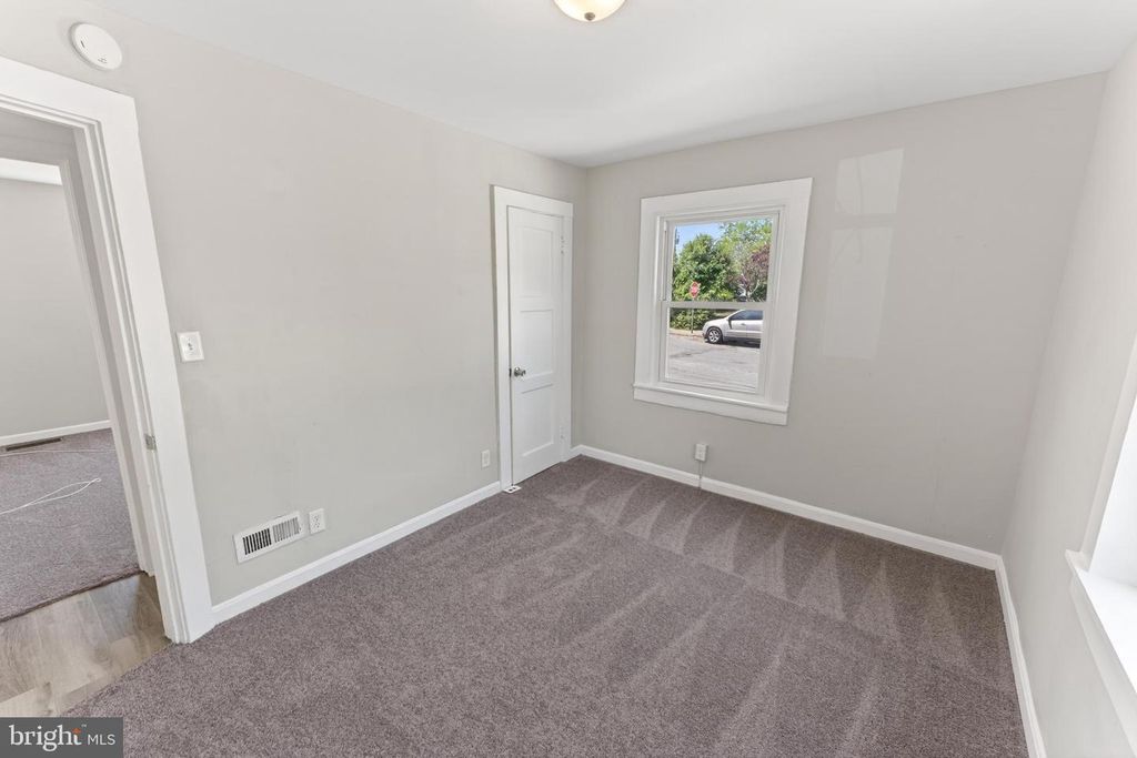 Image 18 of property listing at 201 CARROLLTON AVE, Salisbury, MD 21804