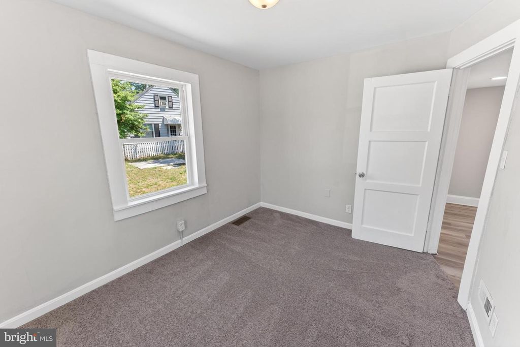 Image 20 of property listing at 201 CARROLLTON AVE, Salisbury, MD 21804