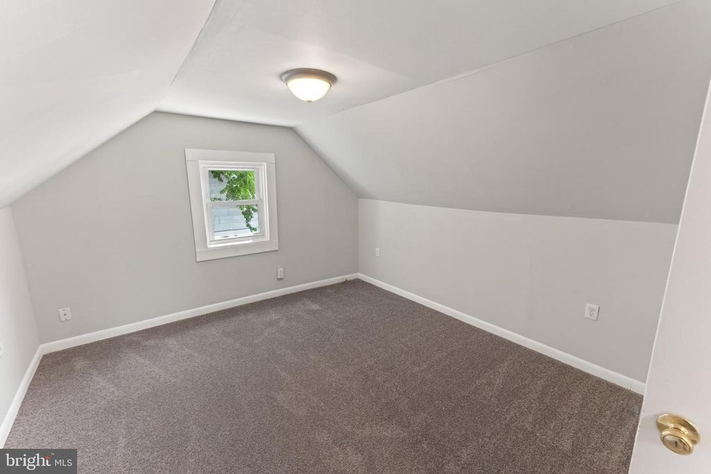 Image 23 of property listing at 201 CARROLLTON AVE, Salisbury, MD 21804