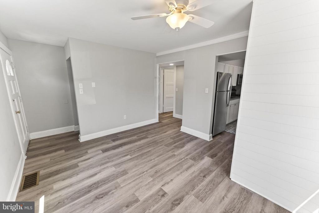 Image 4 of property listing at 201 CARROLLTON AVE, Salisbury, MD 21804