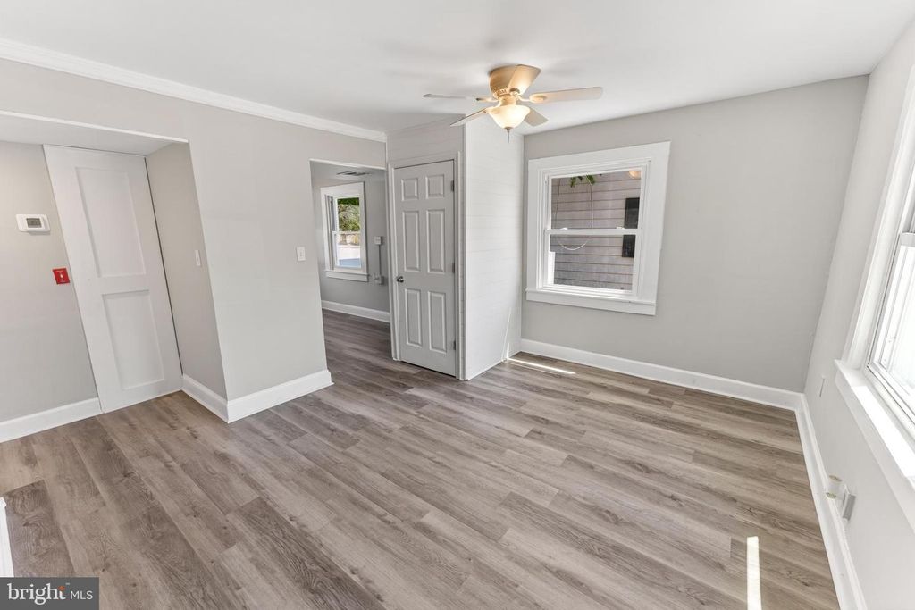 Image 5 of property listing at 201 CARROLLTON AVE, Salisbury, MD 21804