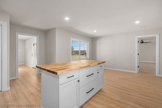 5453 E State Highway 10, Booneville, AR 72927