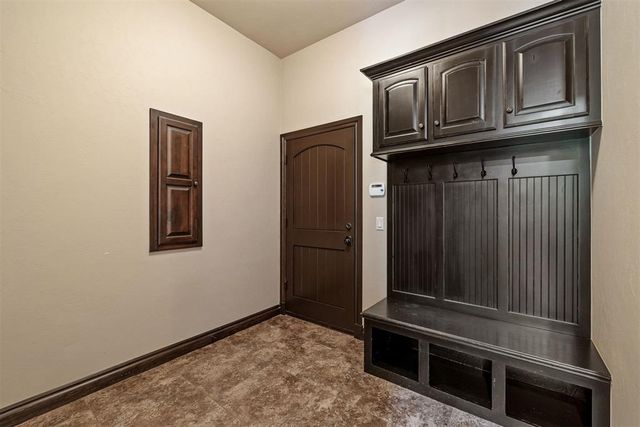 4160 Newburg Drive, Choctaw, OK 73020