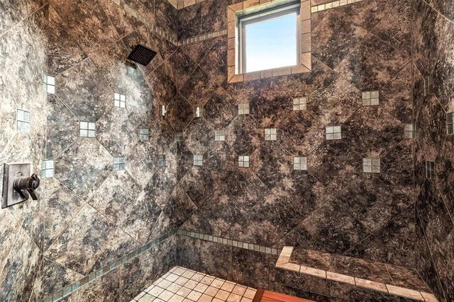 4160 Newburg Drive, Choctaw, OK 73020