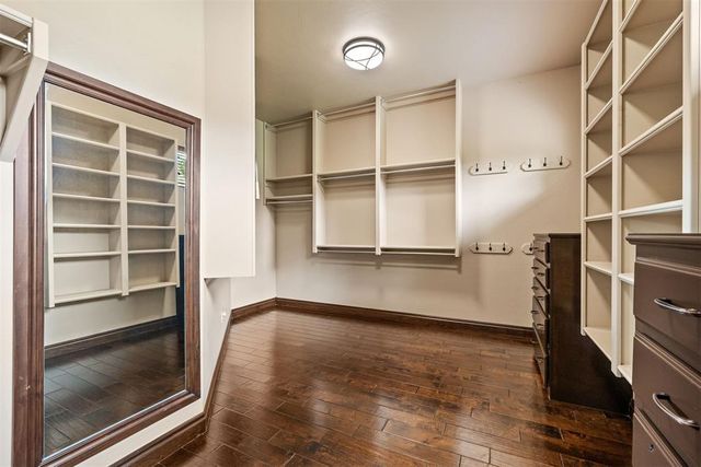 4160 Newburg Drive, Choctaw, OK 73020