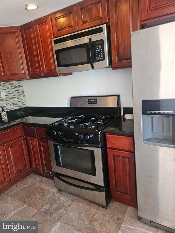 7632 BROCKTON RD, PHILADELPHIA, PA 19151 — photo 3