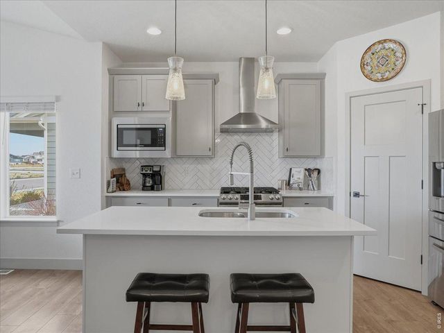 651 Hillspire Dr, Windsor, CO 80550