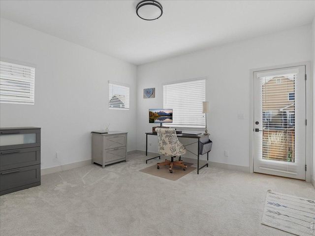 651 Hillspire Dr, Windsor, CO 80550