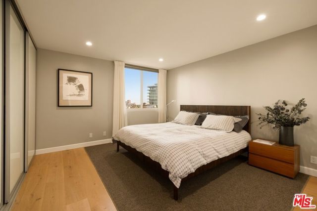 100 S Doheny Drive 607, Los Angeles, CA 90048