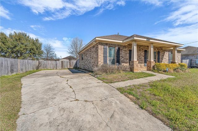 13638 James Copeland Drive, Mobile, AL 36695