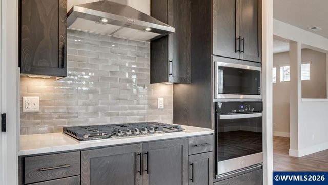 2188 Veneta Av S, Salem, OR 97306
