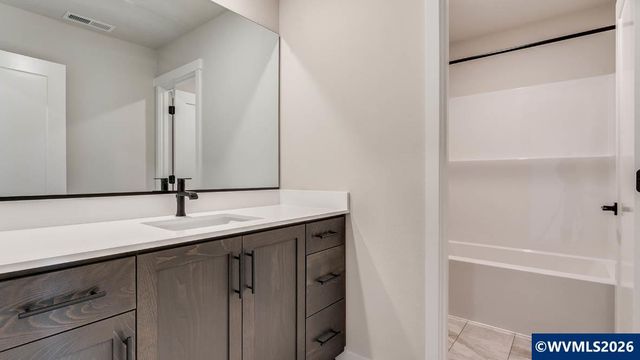 2188 Veneta Av S, Salem, OR 97306