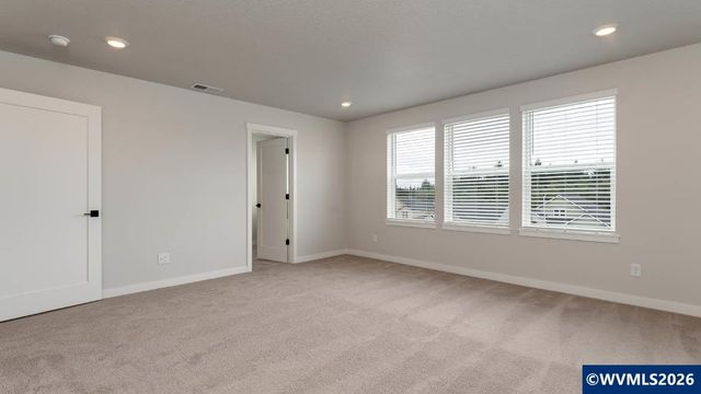 2188 Veneta Av S, Salem, OR 97306