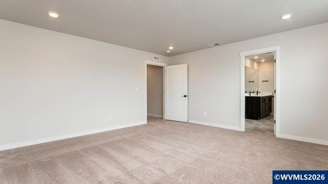 2188 Veneta Av S, Salem, OR 97306