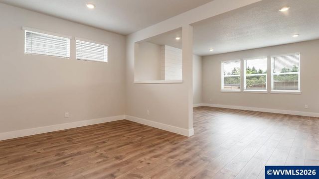 2188 Veneta Av S, Salem, OR 97306
