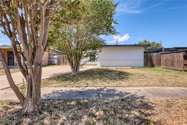 4346 Amherst Dr, Corpus Christi, TX 78412