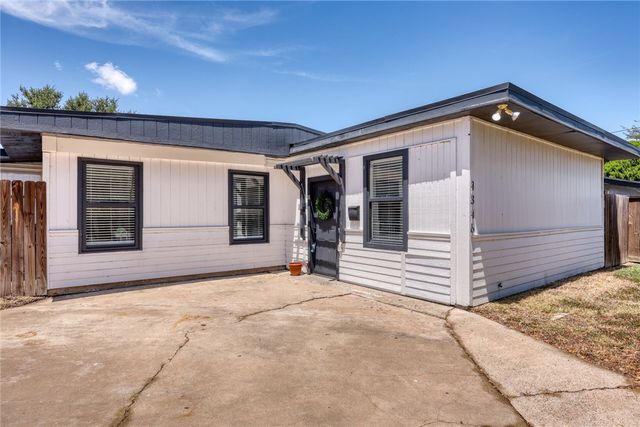 4346 Amherst Dr, Corpus Christi, TX 78412