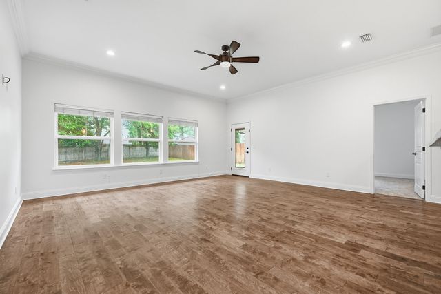 63 2nd Avenue, Shalimar, FL 32579