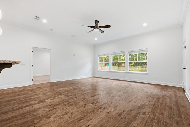 63 2nd Avenue, Shalimar, FL 32579