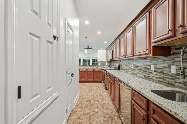 63 2nd Avenue, Shalimar, FL 32579