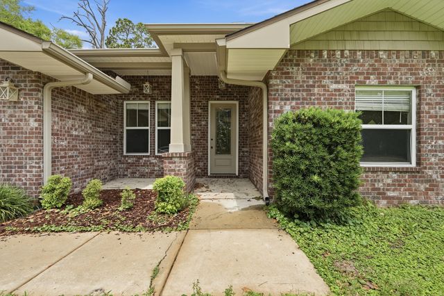 63 2nd Avenue, Shalimar, FL 32579