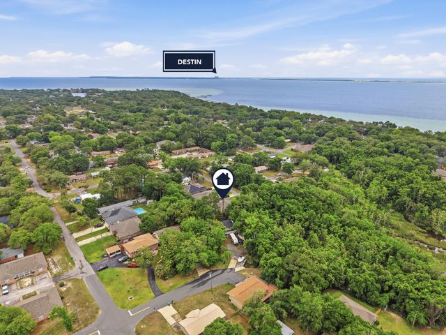 63 2nd Avenue, Shalimar, FL 32579
