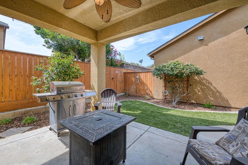 Image 19 of property listing at 3748 Salem Lane, Clovis, CA 93619