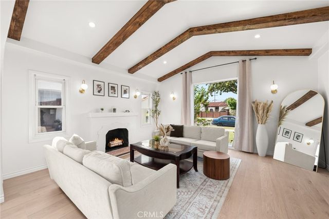 3626 W 62nd Street, Los Angeles, CA 90043