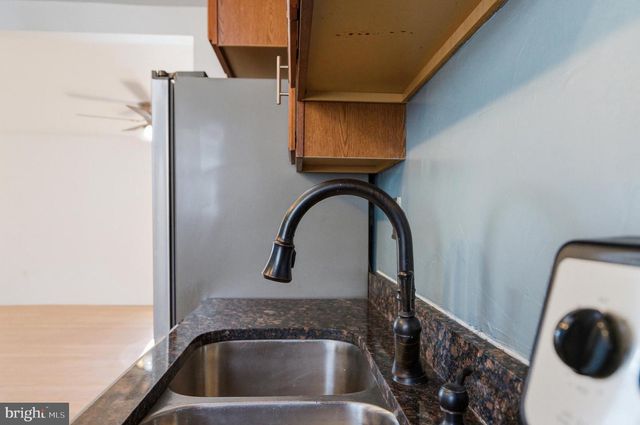 514 LURAY AVE, Luray, VA 22835