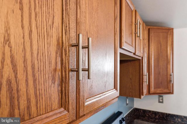 514 LURAY AVE, Luray, VA 22835