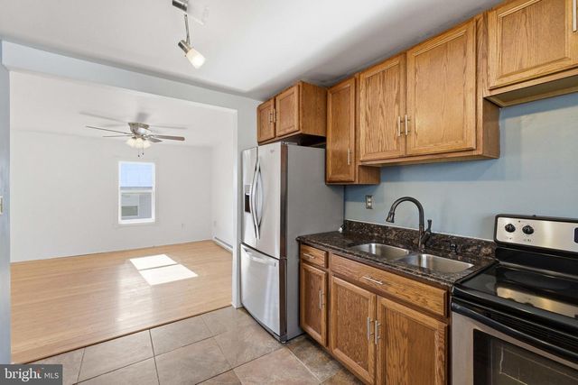 514 LURAY AVE, Luray, VA 22835