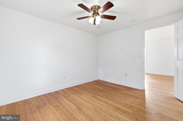 514 LURAY AVE, Luray, VA 22835