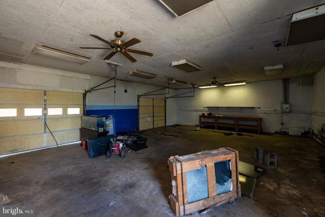 514 LURAY AVE, Luray, VA 22835