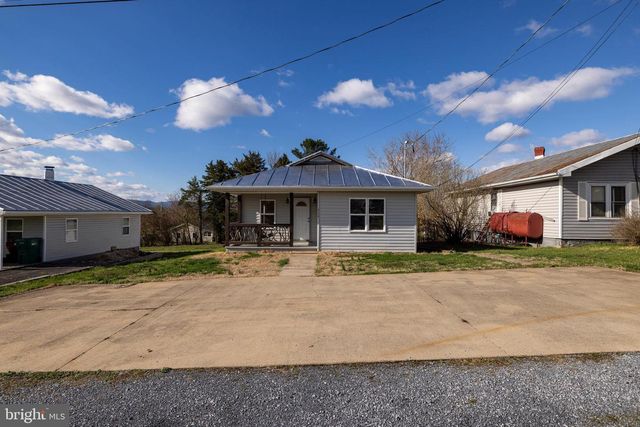 514 LURAY AVE, Luray, VA 22835