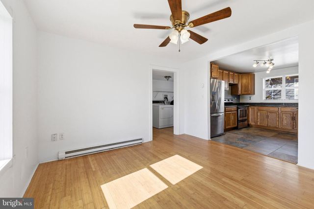 514 LURAY AVE, Luray, VA 22835