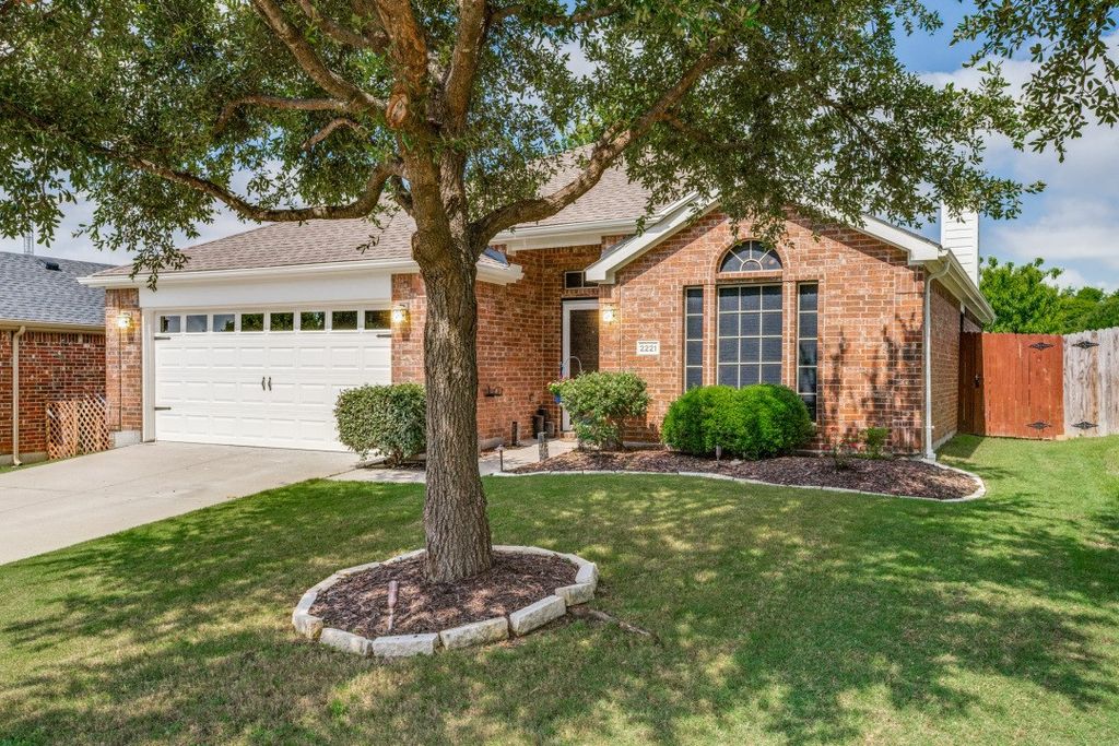 2221 Jocelyn Way, Mckinney, TX 75071
