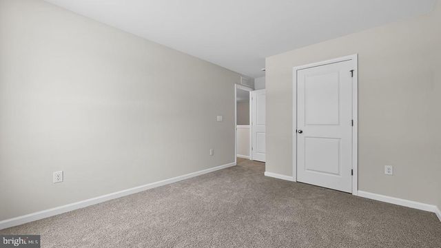 453 BELLEVUE AVE, Hammonton, NJ 08037