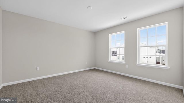 453 BELLEVUE AVE, Hammonton, NJ 08037