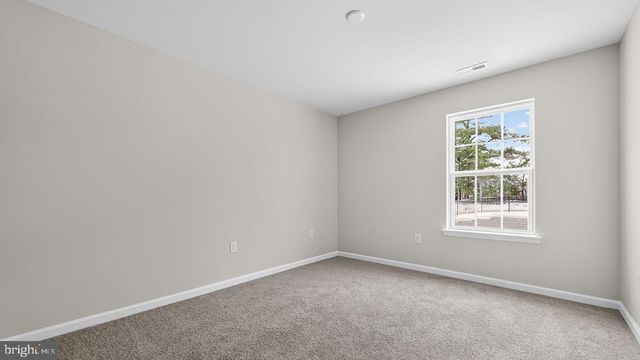 453 BELLEVUE AVE, Hammonton, NJ 08037
