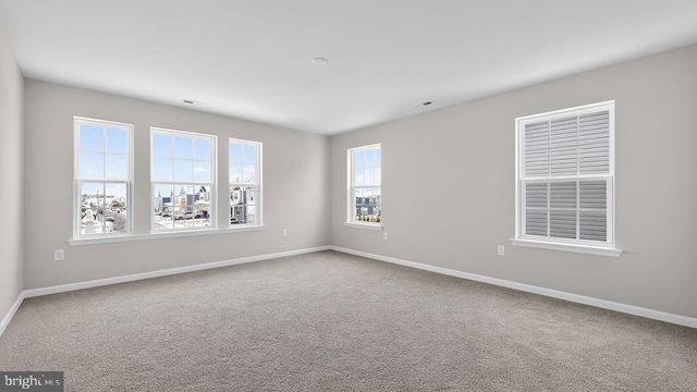 453 BELLEVUE AVE, Hammonton, NJ 08037
