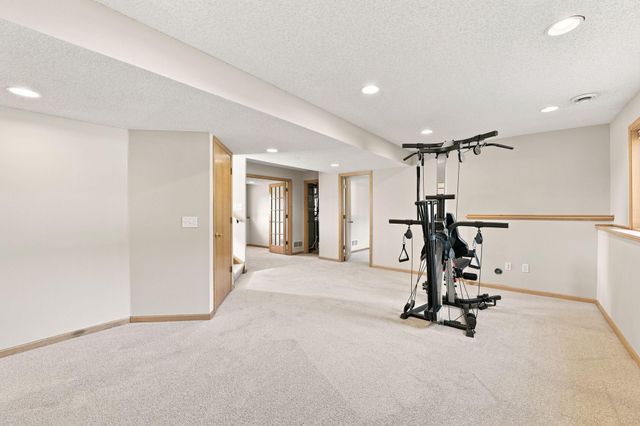 805 Daniel Drive, Belle Plaine, MN 56011