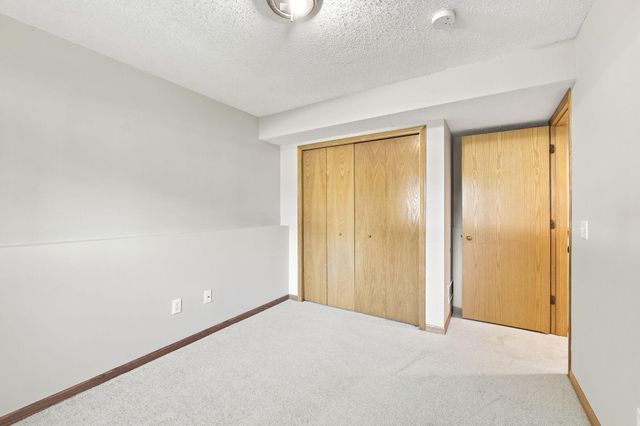 805 Daniel Drive, Belle Plaine, MN 56011