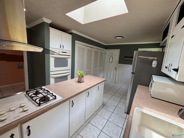 419 Country Club Drive, Gadsden, AL 35901