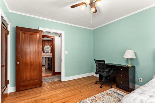 209 W HANSSLER Place, Peoria, IL 61604