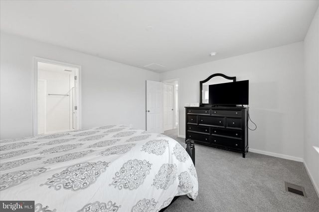104 LENORE LN, Winchester, VA 22602