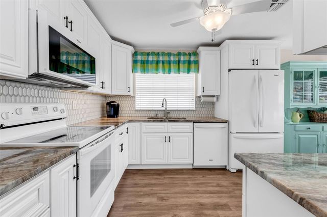 24363 FOLKSTONE AVENUE, Punta Gorda, FL 33980