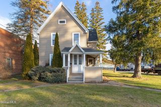 180 Main Street, Hoosick Falls, NY 12090