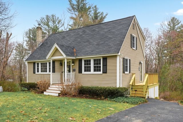 24 Fordway, Windham, NH 03087